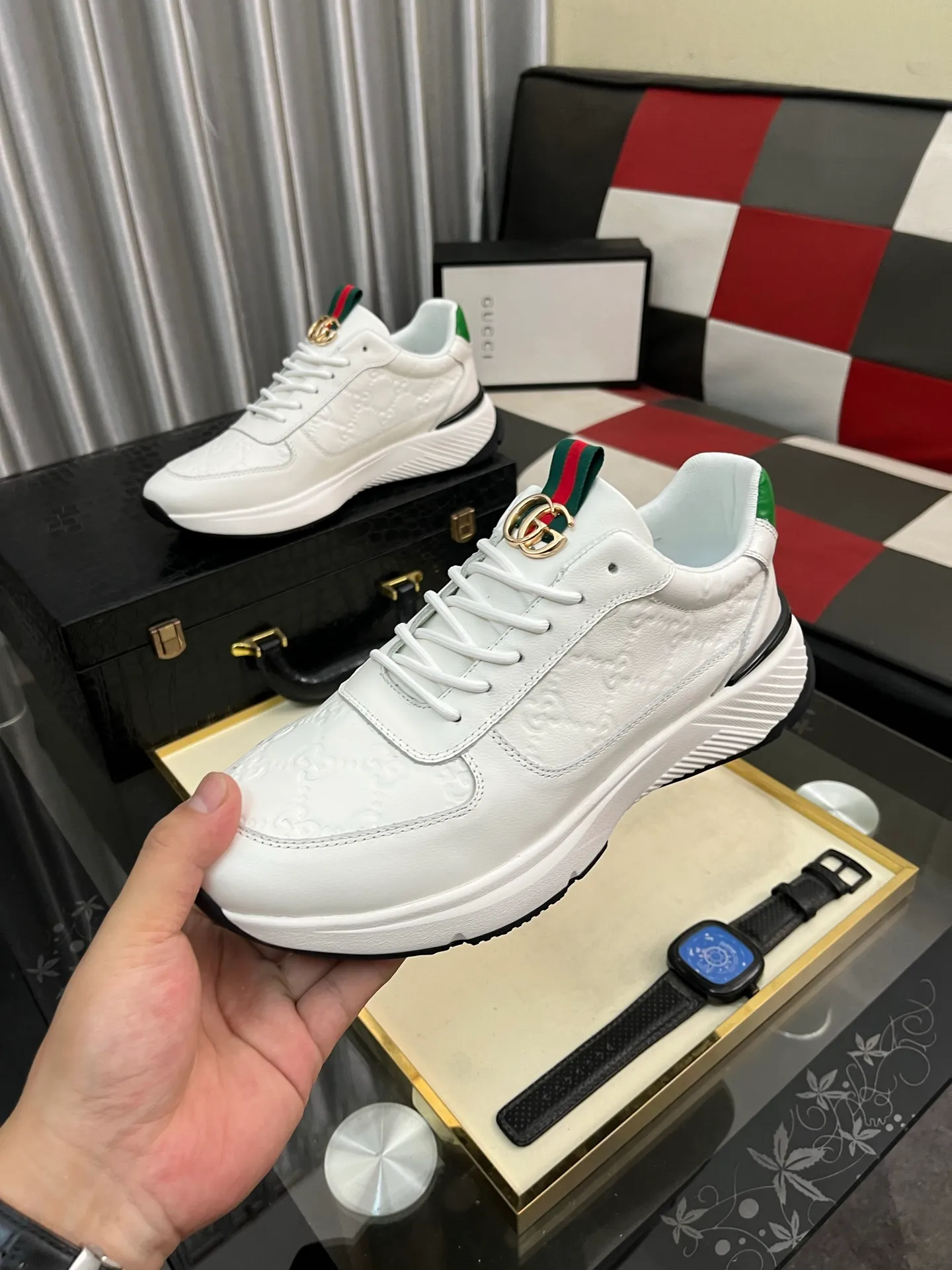 Men's shoes 💰458⌚️⌚️ (GUCCI) Gucci official website men's casual shoes synchronization style, the upper is made of cowhide with imported new brand elements Gucci, showing a good atmosphere, simple design and slip-on style, super versatile, 🐑 leather lining, air-cushion rubber outsole, size 38-442️⃣ colors available